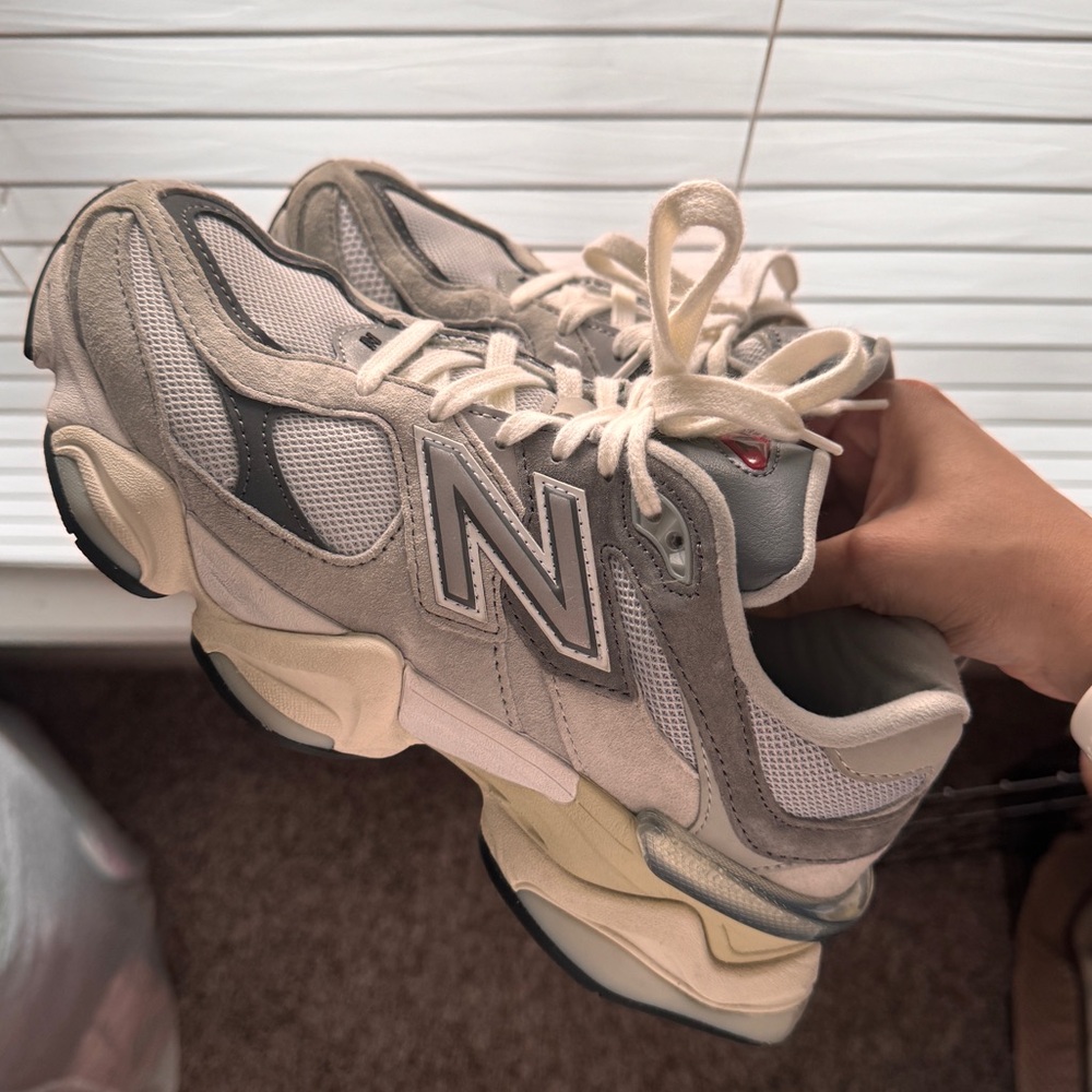 New balance 9060